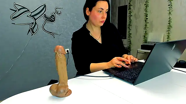 WorshipLilit online show from November 21, 8:08 pm