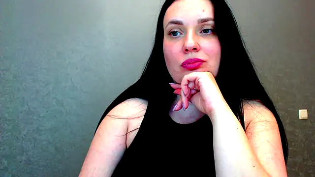 Snapshot of WorshipLilit chatting on February 4, 9:52 pm WorshipLilit online show from February 4, 9:52 pm