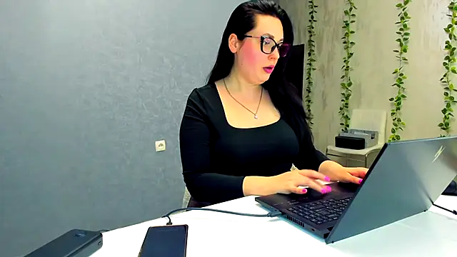 WorshipLilit online show from March 20, 6:53 pm