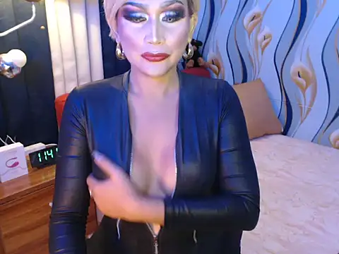 Snapshot of sweetsatisfactionxxx chatting on March 9, 3:43 am sweetsatisfactionxxx online show from March 9, 3:43 am