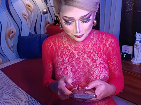 Snapshot of sweetsatisfactionxxx chatting on September 10, 11:15 pm sweetsatisfactionxxx online show from September 10, 11:15 pm