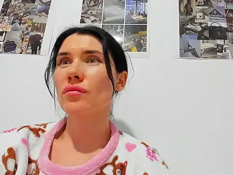 Cameron diazz online show from February 10, 9:03 pm