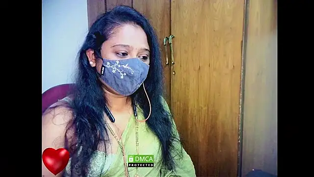 Snapshot of sexynayan23 chatting on March 7, 4:55 pm sexynayan23 online show from March 7, 4:55 pm