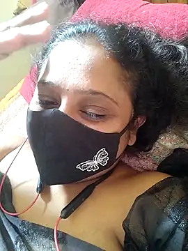 sexynayan23 online show from April 14, 5:23 am