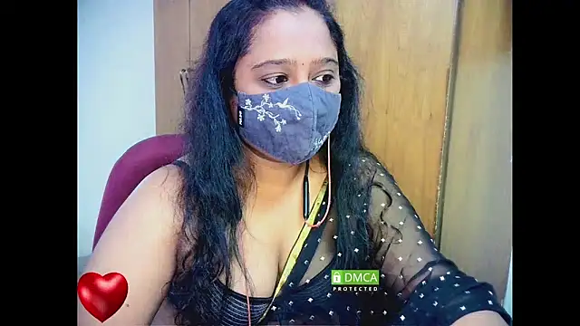 Snapshot of sexynayan23 chatting on February 11, 12:25 pm sexynayan23 online show from February 11, 12:25 pm