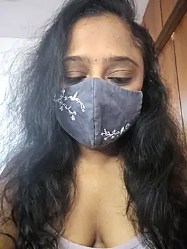 sexynayan23 online show from November 6, 4:49 am