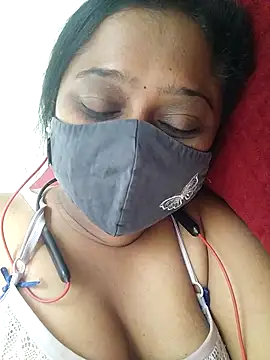 sexynayan23 online show from April 1, 1:52 pm