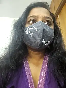 sexynayan23 online show from November 3, 5:01 am