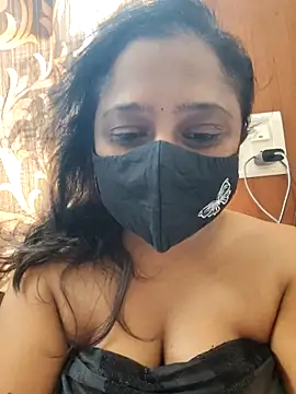 Snapshot of sexynayan23 chatting on May 1, 6:29 am sexynayan23 online show from May 1, 6:29 am