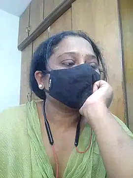 Snapshot of sexynayan23 chatting on May 2, 5:23 am sexynayan23 online show from May 2, 5:23 am