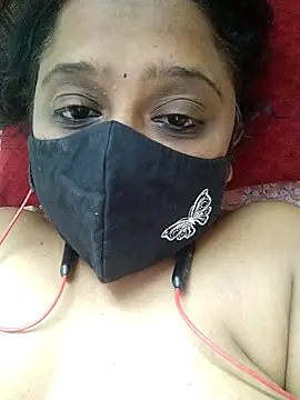 sexynayan23 online show from April 15, 5:28 pm