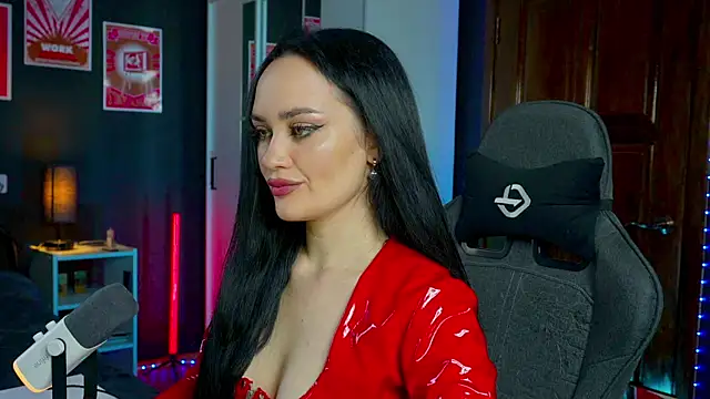 QueenAliss online show from October 29, 6:23 am