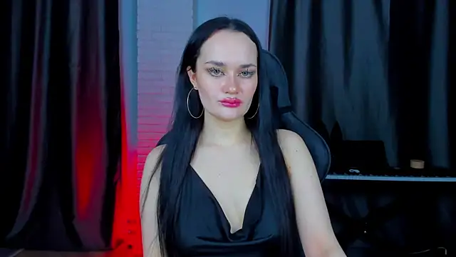 QueenAliss online show from January 29, 3:15 pm