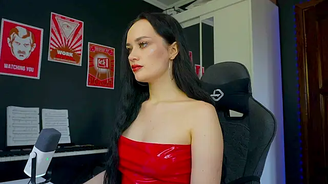 QueenAliss online show from September 26, 5:25 am