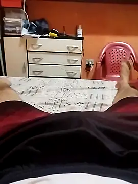 Snapshot of Emanuel45js chatting on December 2, 11:46 pm Emanuel45js online show from December 2, 11:46 pm