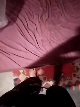 Snapshot of Emanuel45js chatting on February 18, 2:27 pm Emanuel45js online show from February 18, 2:27 pm