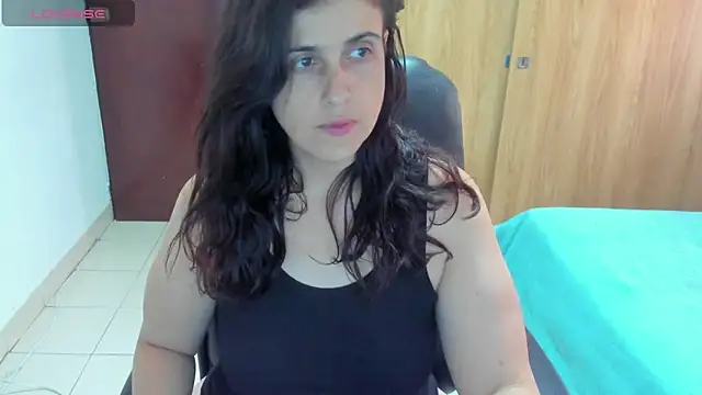 electraaxx online show from March 17, 7:39 pm