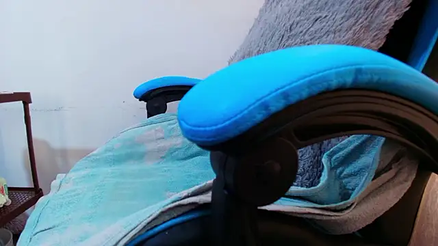 klylls squirt  online show from February 27, 8:19 pm