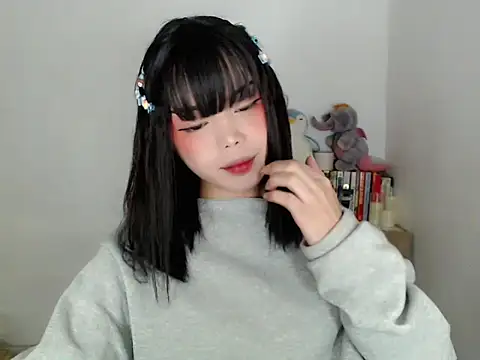 Snapshot of SweetCheska19 chatting on May 9, 1:14 pm SweetCheska19 online show from May 9, 1:14 pm