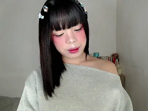Snapshot of SweetCheska19 chatting on June 10, 7:48 pm SweetCheska19 online show from June 10, 7:48 pm