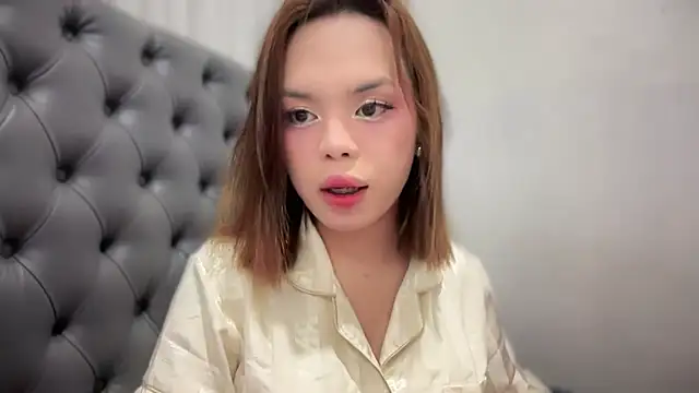 SweetCheska19 online show from December 16, 8:07 am