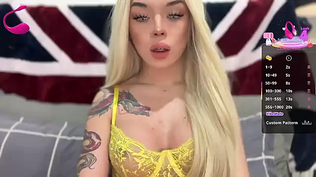 SweetCheska19 online show from October 3, 11:56 am