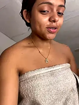 ValienteGirl  online show from November 2, 3:33 am