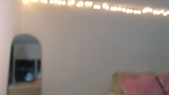 ValienteGirl  online show from March 27, 1:47 am