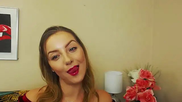 Snapshot of NatalieSexy chatting on January 23, 1:02 pm NatalieSexy online show from January 23, 1:02 pm