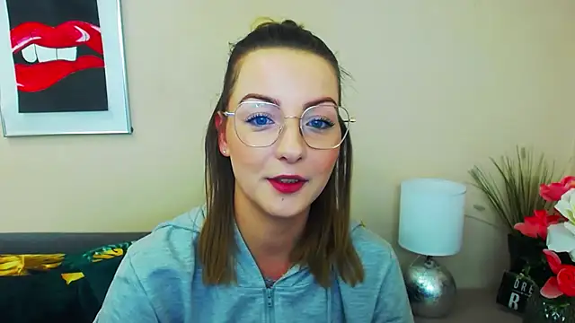 Snapshot of NatalieSexy chatting on February 20, 7:12 am NatalieSexy online show from February 20, 7:12 am