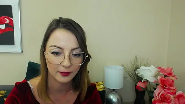Snapshot of NatalieSexy chatting on February 24, 10:15 am NatalieSexy online show from February 24, 10:15 am
