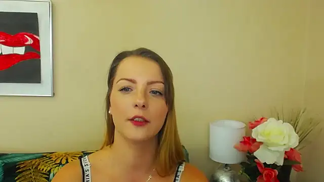 Snapshot of NatalieSexy chatting on January 27, 12:05 pm NatalieSexy online show from January 27, 12:05 pm