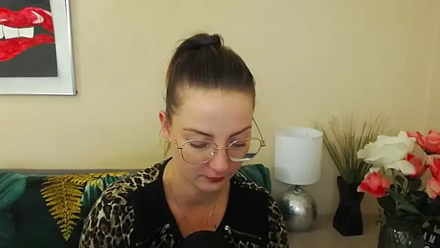 Snapshot of NatalieSexy chatting on March 4, 1:17 pm NatalieSexy online show from March 4, 1:17 pm