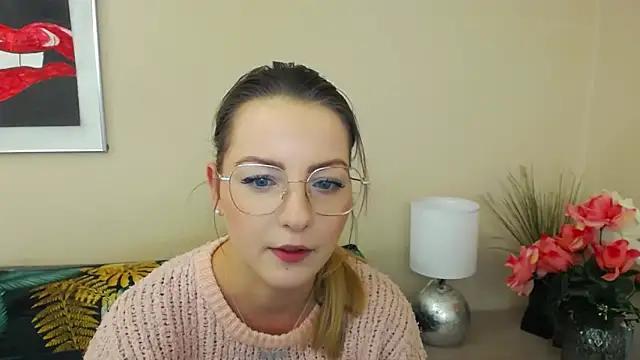 Snapshot of NatalieSexy chatting on February 11, 7:12 am NatalieSexy online show from February 11, 7:12 am