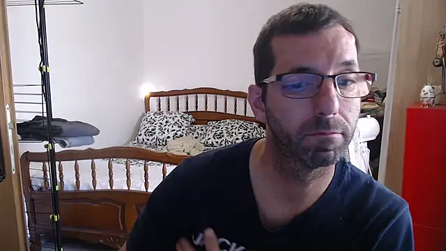 Snapshot of steph19x5 chatting on September 18, 5:16 pm steph19x5 online show from September 18, 5:16 pm