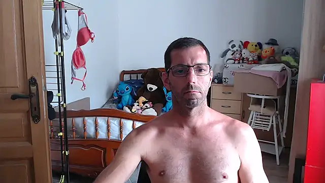 Snapshot of steph19x5 chatting on July 17, 4:26 pm steph19x5 online show from July 17, 4:26 pm