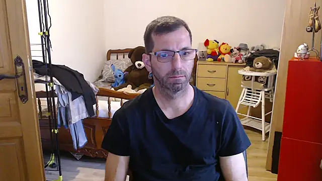 steph19x5 online show from March 4, 5:10 pm