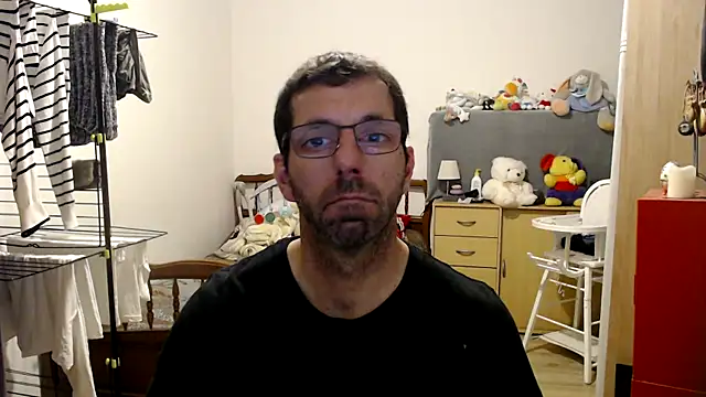 Snapshot of steph19x5 chatting on March 16, 7:38 pm steph19x5 online show from March 16, 7:38 pm