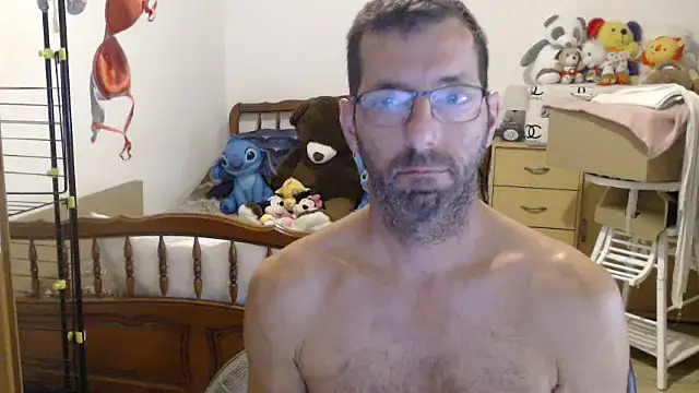 Snapshot of steph19x5 chatting on July 14, 3:18 pm steph19x5 online show from July 14, 3:18 pm