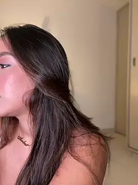 Little Amber6 online show from March 29, 1:29 am