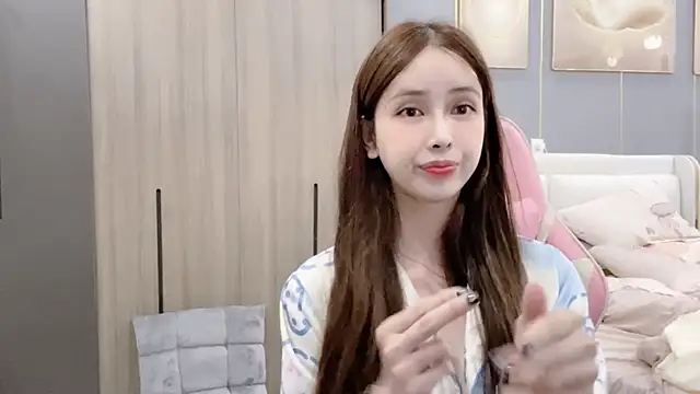 ANNA102 online show from February 8, 7:50 am