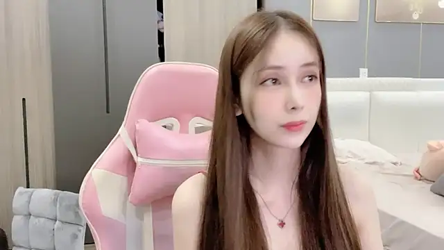 ANNA102 online show from February 16, 8:02 am