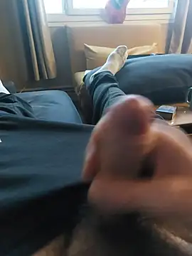 dady-arvey online show from December 17, 8:12 am