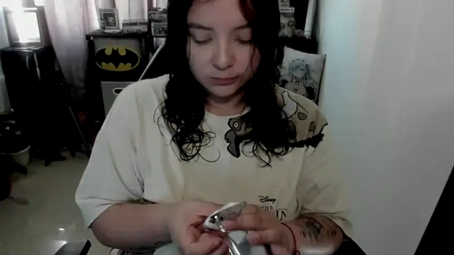 Snapshot of aika-dreams chatting on June 11, 1:52 pm aika-dreams online show from June 11, 1:52 pm