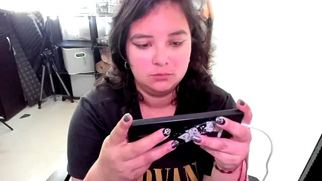 aika-dreams online show from December 1, 2:07 pm