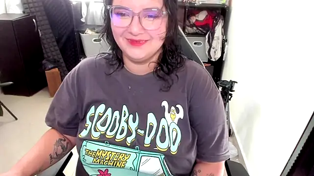 aika-dreams online show from November 1, 1:16 pm