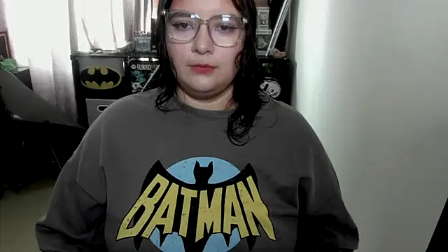 aika-dreams online show from January 12, 3:30 pm