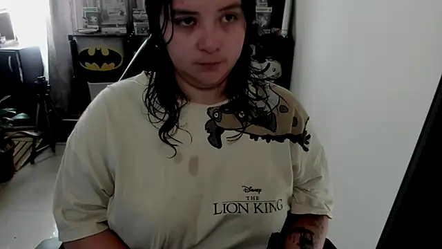 aika-dreams online show from April 13, 1:37 pm