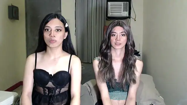 Snapshot of Urworldclasstrans chatting on October 27, 8:21 pm Urworldclasstrans online show from October 27, 8:21 pm