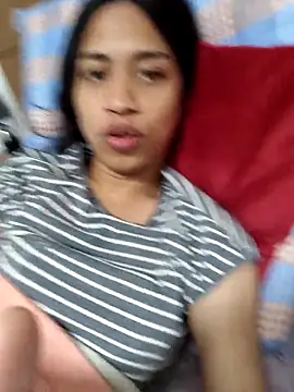 Snapshot of Urworldclasstrans chatting on February 2, 6:12 am Urworldclasstrans online show from February 2, 6:12 am